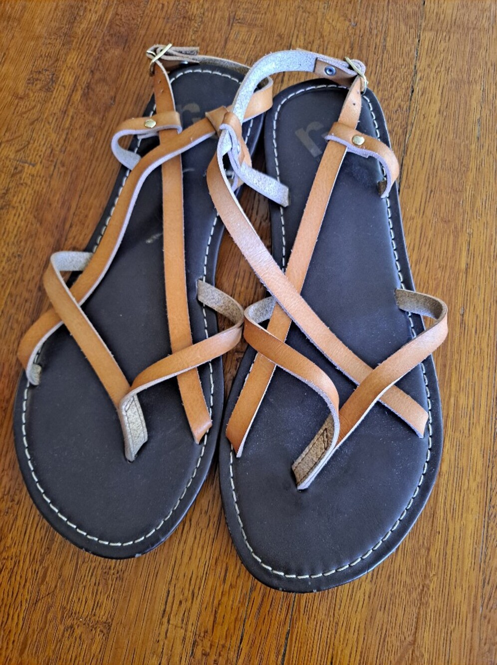 Report Tan Strappy Leather Flat Sandals - Black Footbed